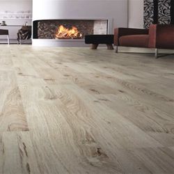 Piso laminado Kronotex Winter 7Mm 2.39M2 - Samboro