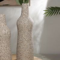 Florero de Dolomita Beige 13x13x43 Cm