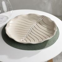 Plato Decorativo de MDF Diseño Hoja Café 33.5 X 3.6 Cm