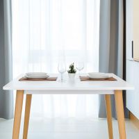 Mesa Comedor Blanco con Patas de Madera