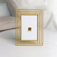 Marco de Fotos Metálico Dorado 15.4X2.1X20.5 Cm