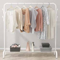 Colgador de Ropa Blanco Tipo Perchero