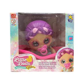 Muñeca-Pequeña-en-Bañera