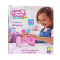Muñeca-Pequeña-en-Cuna