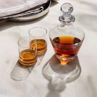 Set de Licorera con 2 Vasos 1 L