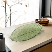 Plato en Forma de Hoja Verde