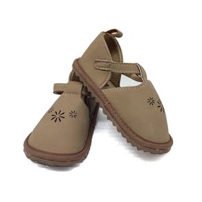 Sandalias de Imitación Piel con Diseño Floral Troquelado para Niña - Varias Tallas