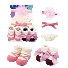 Set de Medias y Moños 5 Pzas