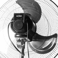Ventilador de Pedestal 3 en 1 Negro 18 Plg