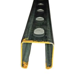 Riel Unicanal Perforado 4 X 4 Cm