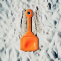 Pala de Juguete Naranja para Arena 40 Cm