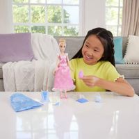 Muñeca Cenicienta Cambio de Vestido de Disney Princesa
