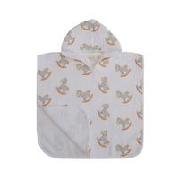 Toalla Tipo Poncho con Diseño de Caballitos