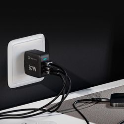 Cargador Doble de Pared 2 USB-C y USB-A 67W