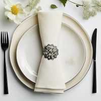 Set-de-2-Anillos-para-Servilletas-Negro-con-Cristales