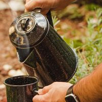 Cafetera Esmaltada Negra con Asa