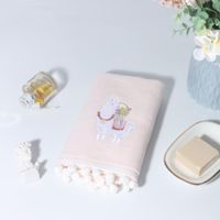 Toalla-de-Manos-Rosa-con-Bordado-Diseño-Llama