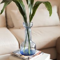 Florero-Inspirar-De-Vidrio-Reciclado-Azul-Claro-20-Cm---Kikotem