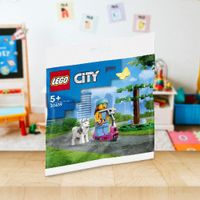 Parque-de-Perros-y-Scooter-24-Pzas---Lego