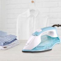 Plancha Para Ropa Ligera Smart Steam 1,200 W - Black & Decker