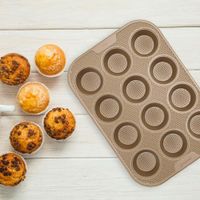 Molde para 12 Muffins Bronce