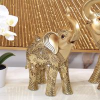 Figura Decorativa de Elefante Dorado