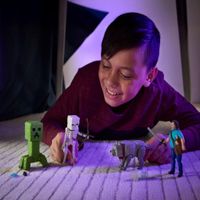 Figura de Acción Surtida de Minecraft Core