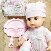 Muñeca con Accesorios