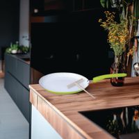 Sartén Antiadherente para Crepas con Rodillo y Mango Ergonómico