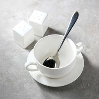 Salero-Pimentero-de-Porcelana
