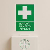 Rotulo-de-Botiquin-30-x-45-Cm