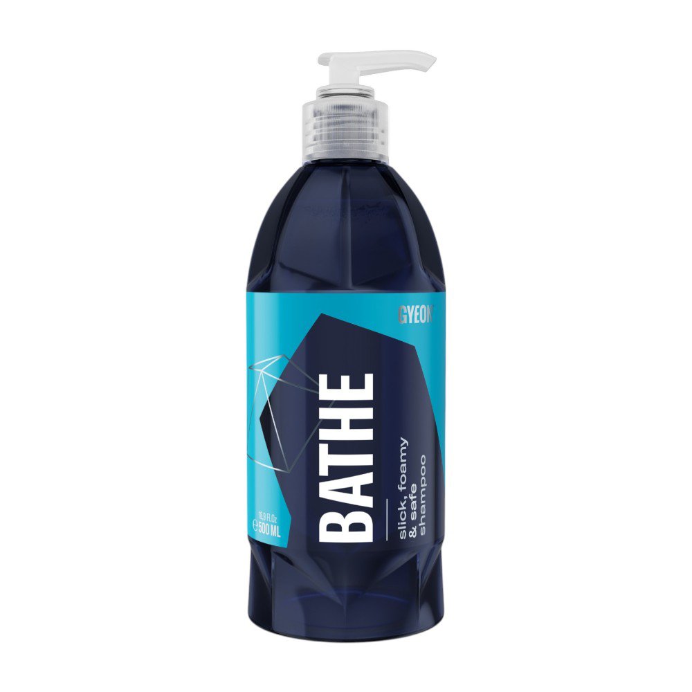 Shampoo Automotriz pH Neutro Gyeon Q2M Bathe para Auto 500 ml