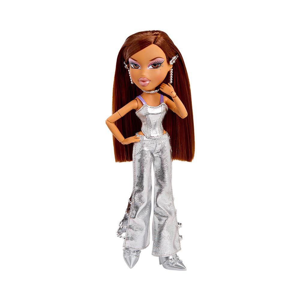 Muñeca Bratz Charmz Yasmin con Collar Coleccionable Muñeca Bratz Yasmin con Pulsera y Acce…