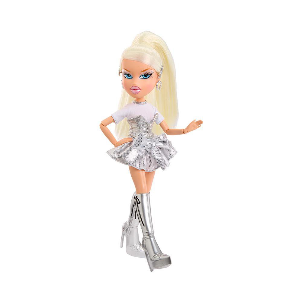 Muñeca Bratz Stylin' Charms Cloe con Pulsera y Accesorios 6+ Años