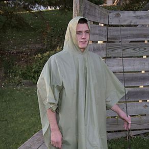 Poncho De Vinyl Verde - Boulder Creek