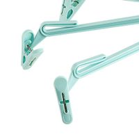 Colgador De Ropa Con 10 Clips Color Celeste - Viva