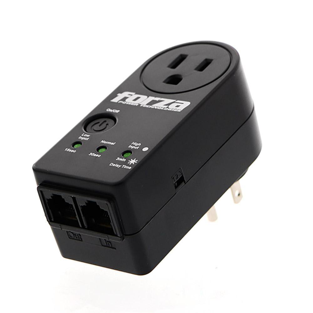 Protector de Voltaje 1 Salida 900 J 1800 W en Color Negro