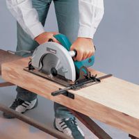 Sierra Circular 9 1/4 N5900B - Makita