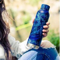 Botella-Para-Agua-De-Acero-Inoxidable-Hojas-Azul-630-Ml---Quokka