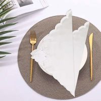Servilleta Blanca Con Flores 45 X 45 Cm - Viva