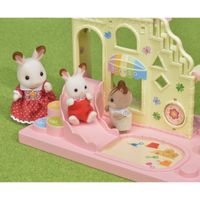 Parque-Infantil-Castillo-Sylvanian-Families-con-tobogan-y-escalera