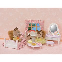Mini-muñecas-Sylvanian-Families-en-dormitorio-con-tocador-y-accesorios