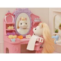 Salon-De-Belleza-De-Los-Pony---Sylvanian-Families