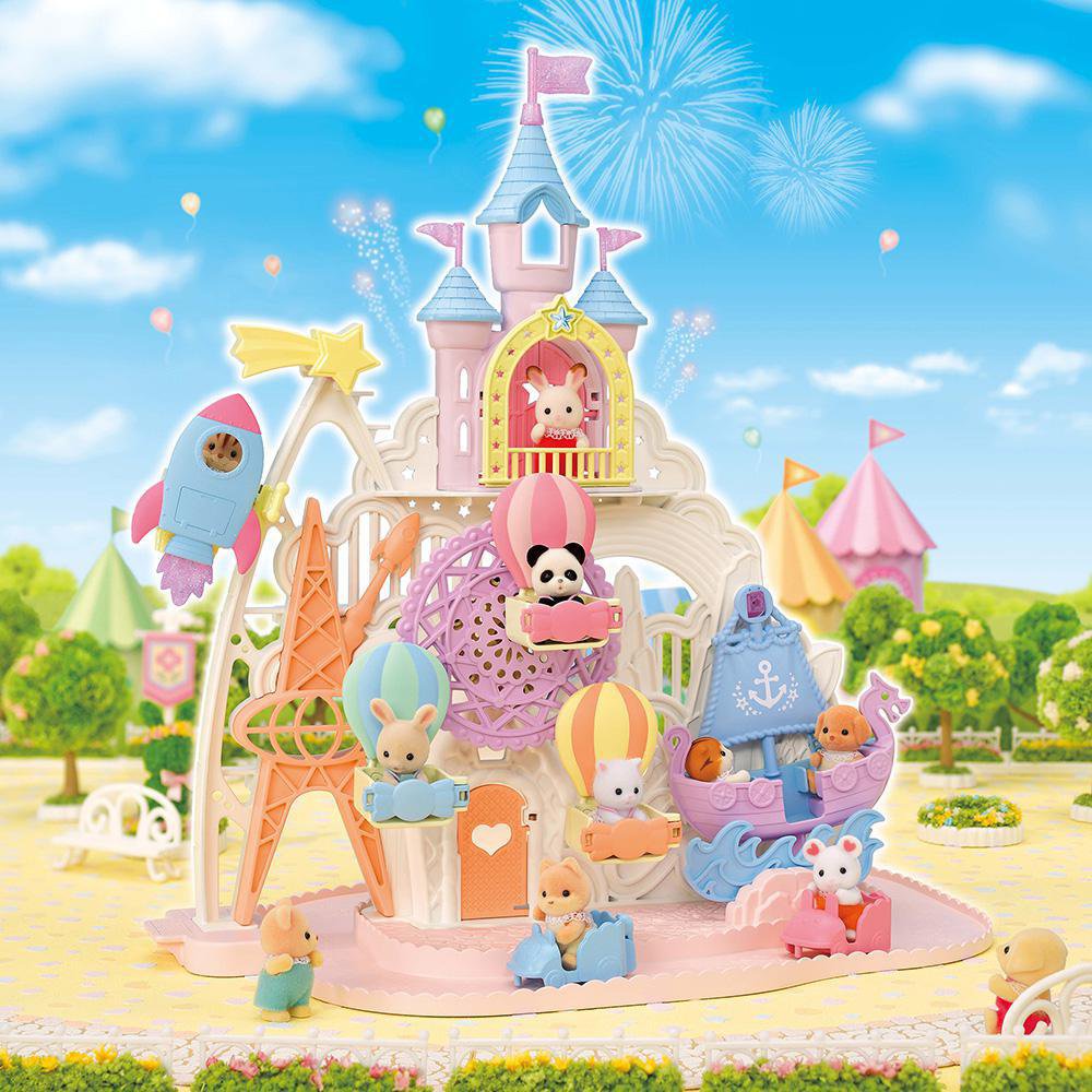 Set Sylvanian Families Parque de Atracciones de Bebés con Castillo, Noria, Barco y 3 Figur…