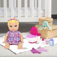 Muñeca Bebé con Entrenador de Baño 10 Plg Little Darlings