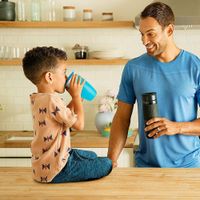 Vaso Entrenador Con Tapa Miracle 360° Azul - Munchkin