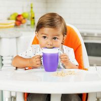 Vaso Entrenador Con Tapa Y Asas Miracle 360° Morado - Munchkin