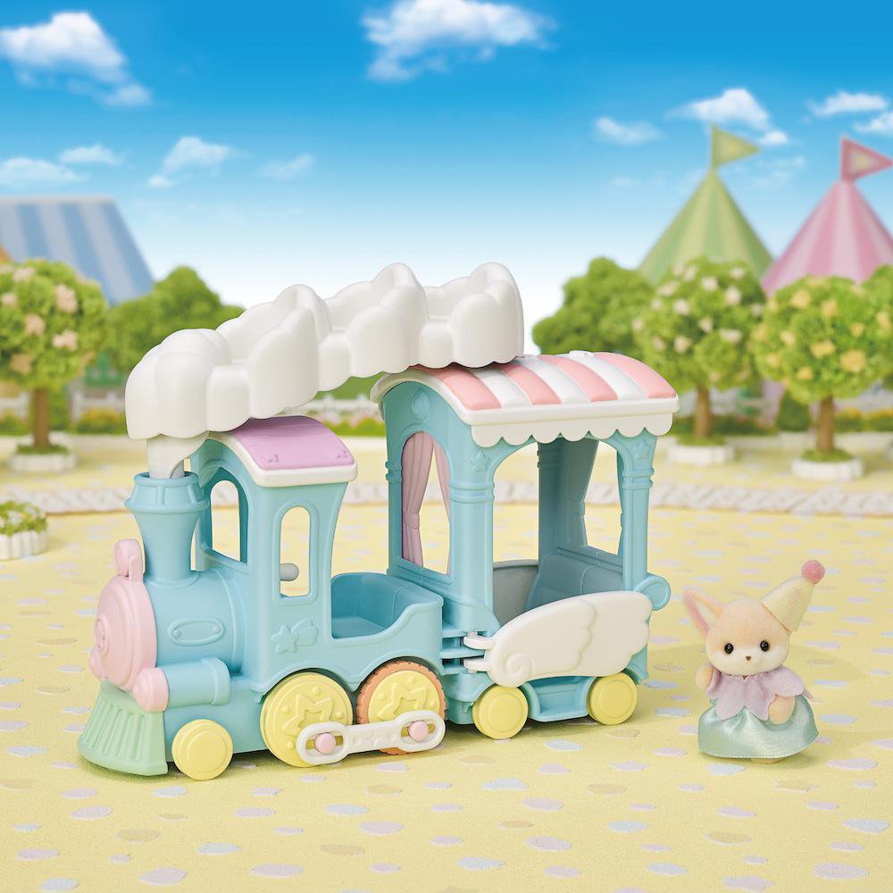 Set Sylvanian Families Tren Arcoíris de las Nubes con Bebé Zorro Fénec y Piezas Móviles Sy…
