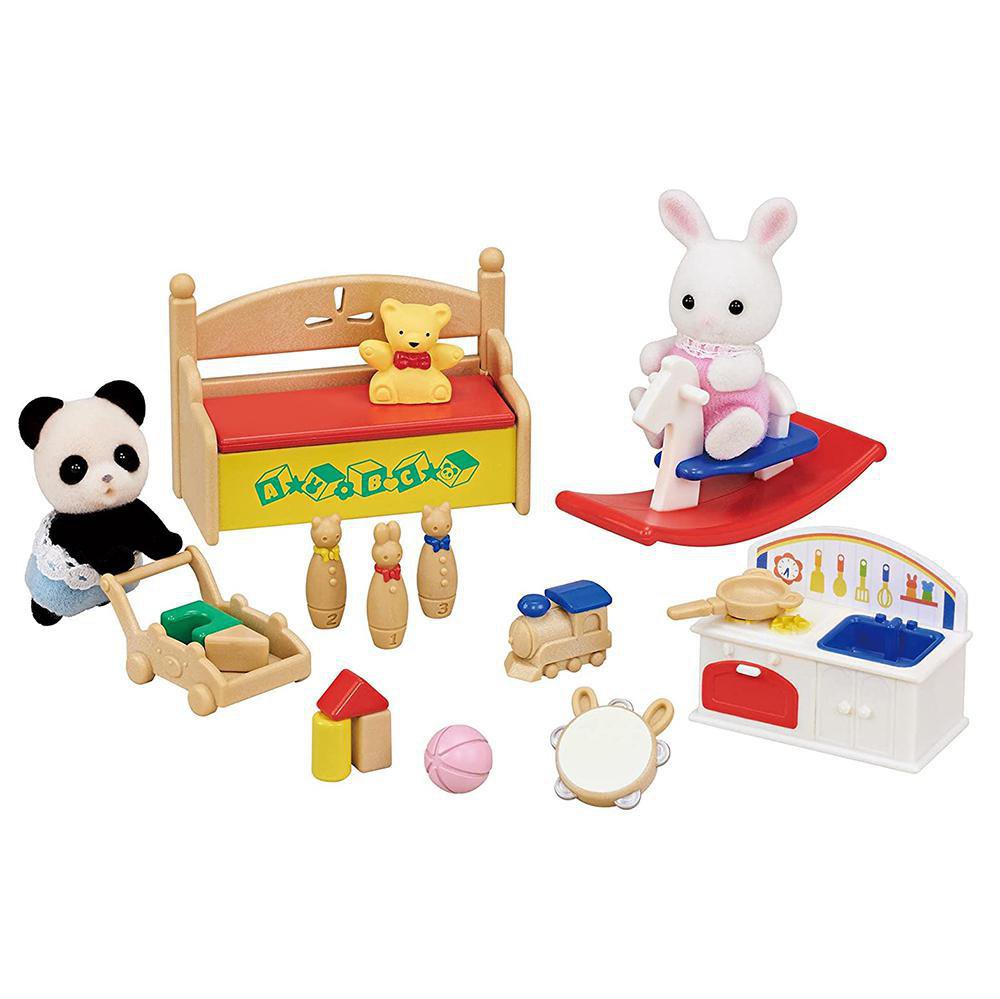 Set de Figuras Sylvanian Families Habitación de Juegos de los Bebés Conejo y Panda de 15 P…
