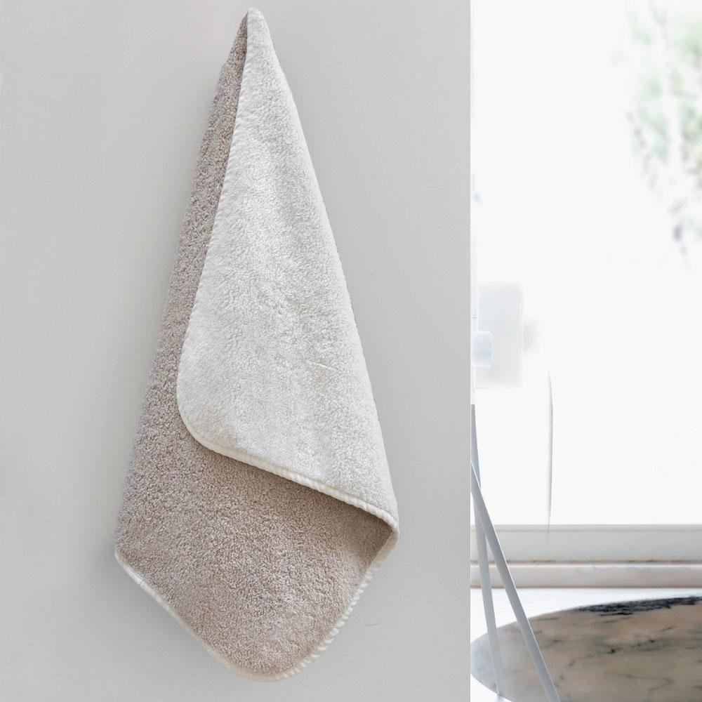 Toalla Bicolor Beige y Blanca - Varios Tamaños Mano